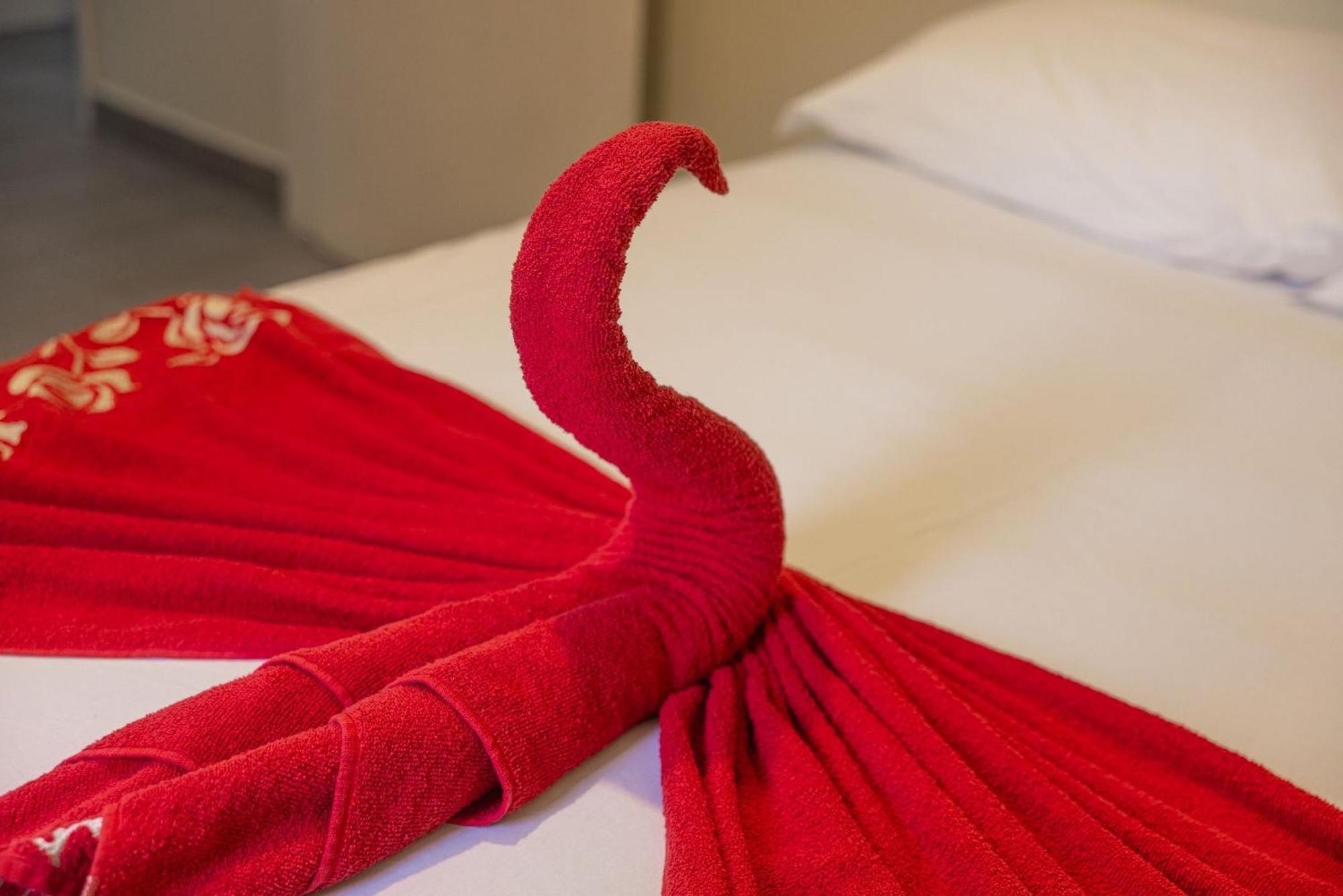 Apartamentos Incriveis Primeira Quadra Mar Wifi ウバトゥバ エクステリア 写真